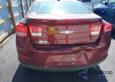 2015 Chevrolet Malibu 1Lt z USA, uszkodzony, nr VIN 1G11C5SL2FF108506